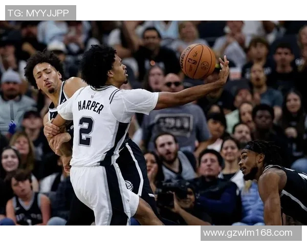 雷霆与马刺第六场激战回顾双方拼尽全力争夺晋级机会